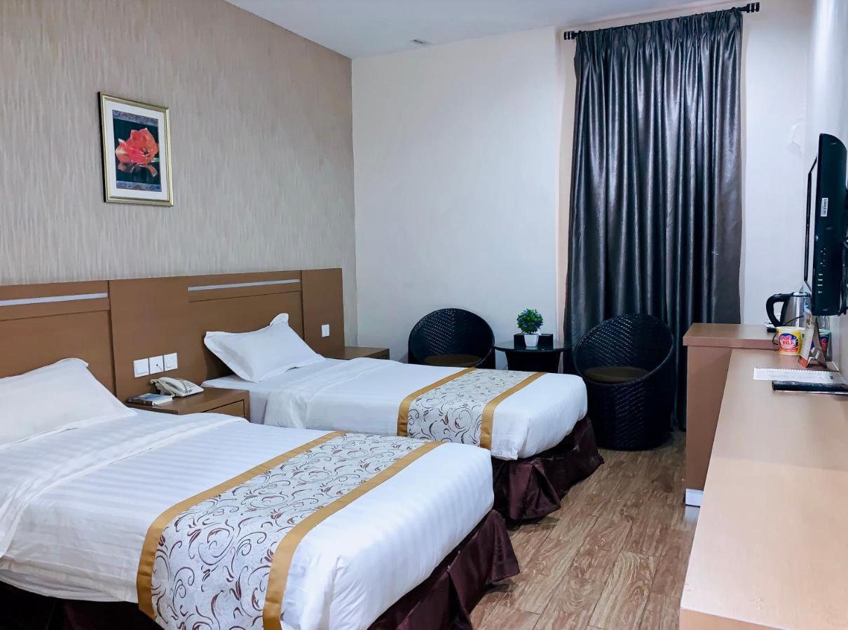 Os Hotel Edukits Fka Venesia Hotel Batam Exterior foto